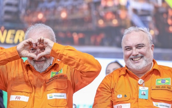 O governo Lula e o perigoso fantasma do fogo amigo